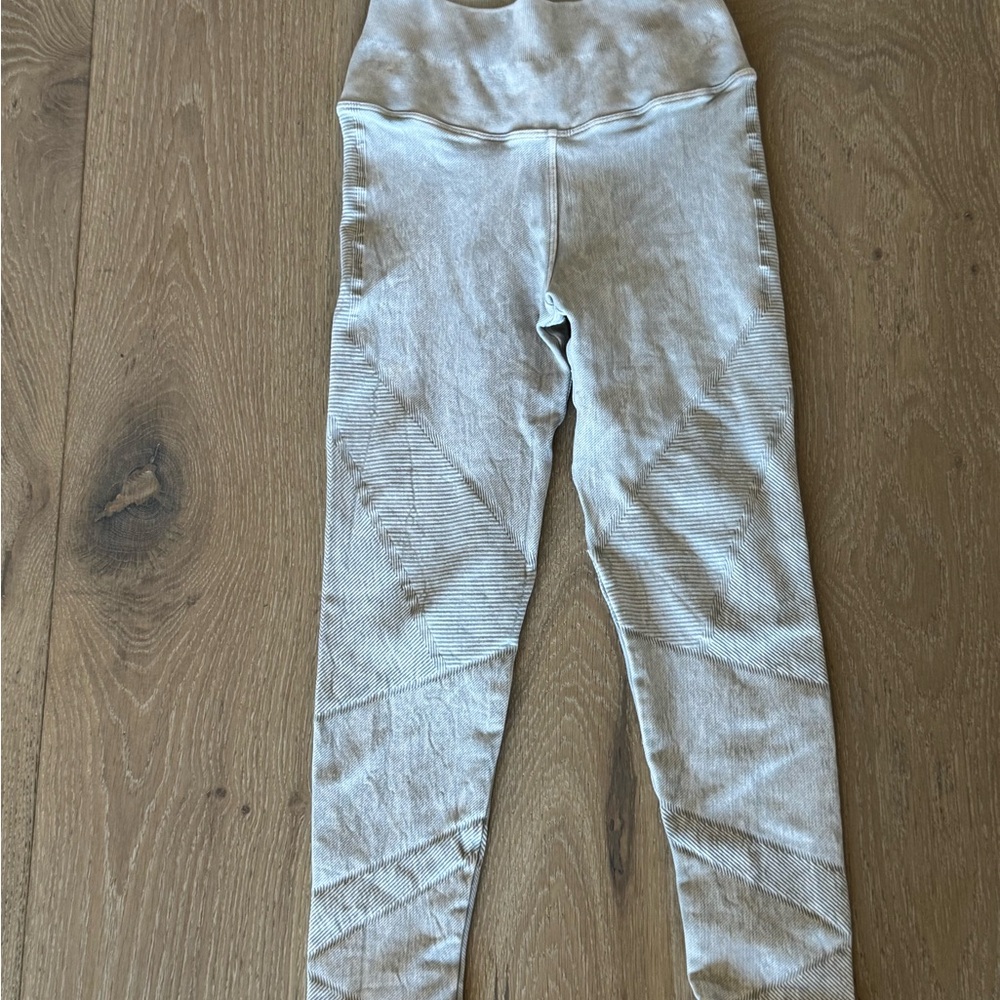 NUX Gray Leggings small
